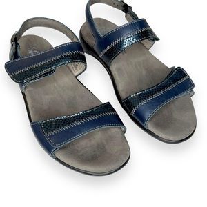 SAS Nudu Navy Heel Strap Sandal Size 8